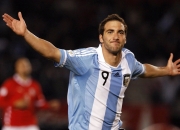 Scout在西班牙队比赛中惊险取胜，回归赛场引发热议！