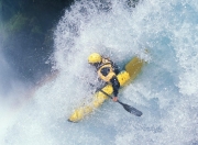  全锦赛季后赛激情夜！布伦森里突外投，费城76人大胜广州队